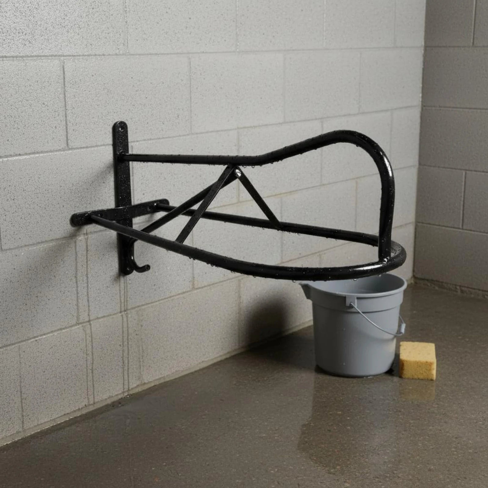 Wall-Mounted Saddle Rack Curved Support Black Metal Saddle Rack Space Saving Organizes Tack Room