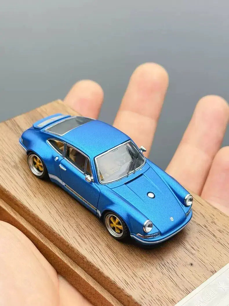 Zincit Model Diecast 1/64 Scale Porsche 964 Singer DLS Coupe Sports Car Model Alloy Porsche 911 Singer Car Model Display Piece