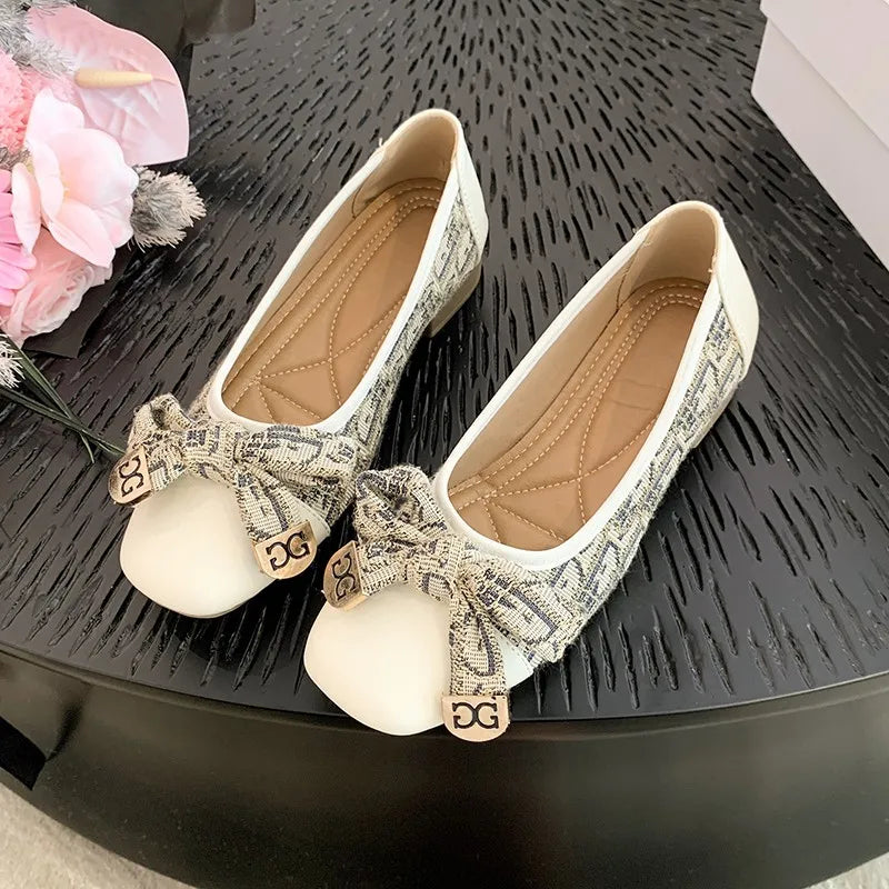Comfortable French Womens Single Shoes for Women Sexy Style Square Head Embroidery Skirt Low Heels Small Fragrant Bean Shoes