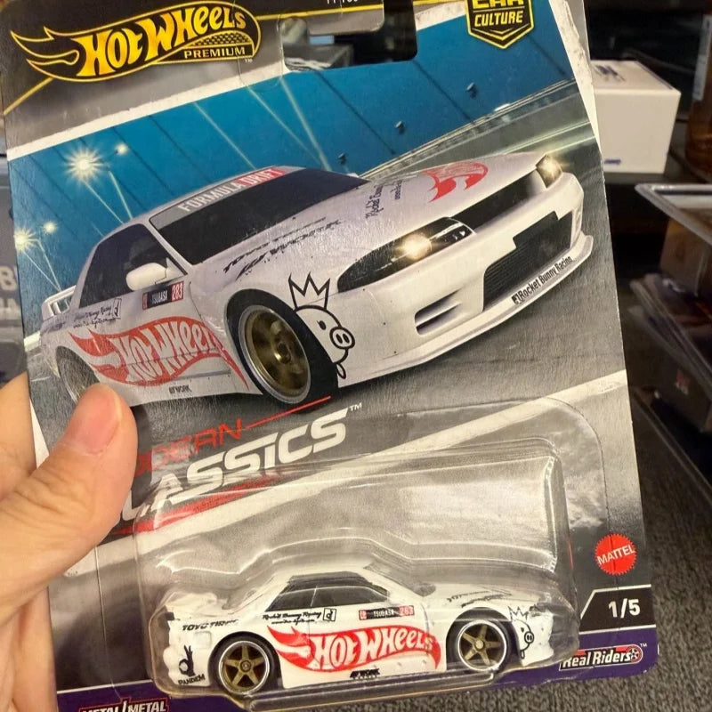 Hot Wheels Premium Diecast Car Model Nissan Skyline Gt R R32 Pandem Modern Classics Car Culture Real Riders Metal Collectible