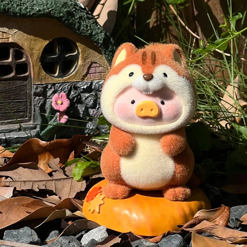 Lulu The Piggy Animls Party 2 Squirrel Action Figure Lulu The Piggy Anime Figurine Squirrel Handing Card Collection Model Toys