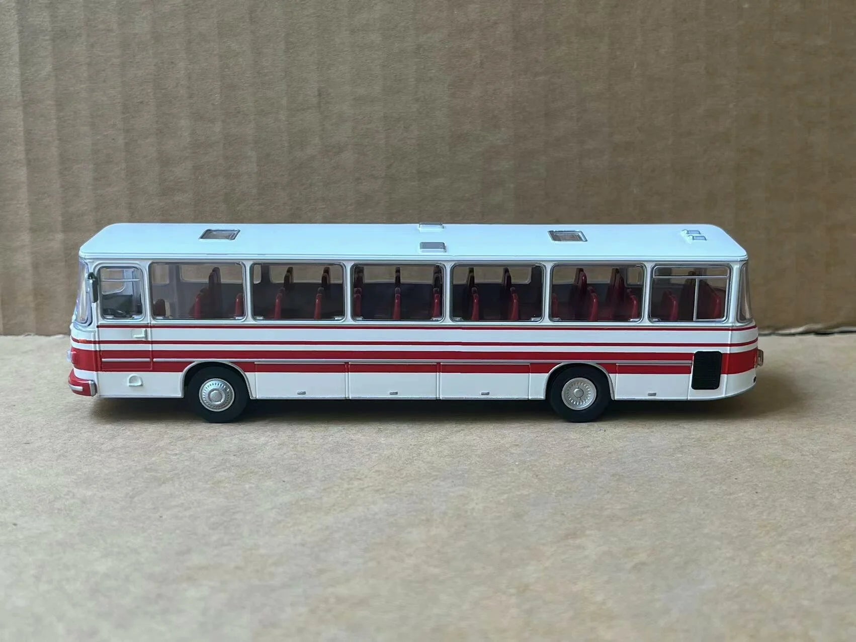 Box Cracking BREKINA 1/87 Scale HO MAN 750 6 Plastics Car Model