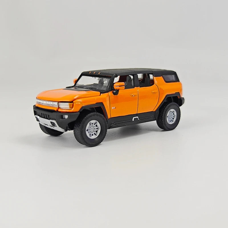 1: 64 simulation Hummer off-road vehicle alloy model office desktop decoration gift car ornament engine hood can be opened