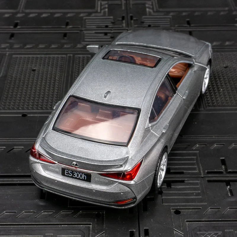 1:35 simulation Lexus ES300h alloy car model ornament doors on both sides that can be opened has sound and lighting