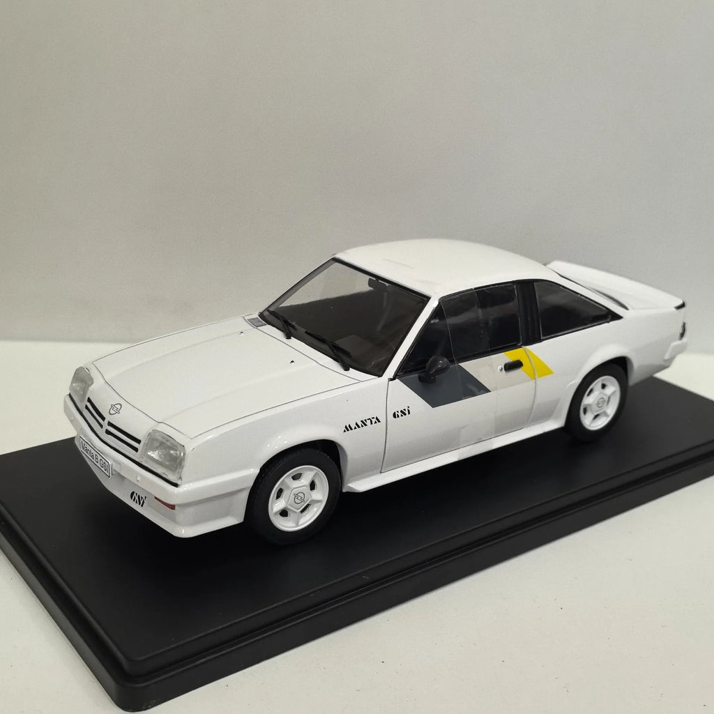 Diecast WHITEBOX 1/24 Scale OPEL MANTA B GSSI K3 Alloy Car Model