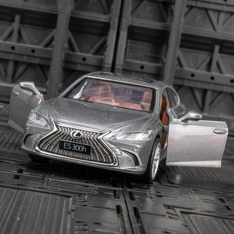 1:35 simulation Lexus ES300h alloy car model ornament doors on both sides that can be opened has sound and lighting