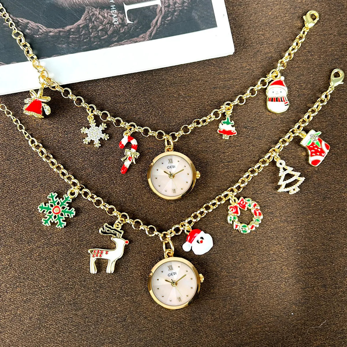 Ladies Watch Christmas Multi-element Pendant Design Quartz Watch Exquisite Niche Bracelet Ladies Holiday Gift